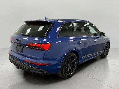 Used 2025 Audi SQ7 Prestige image 3