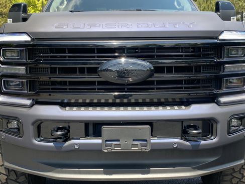 Used 2025 Ford F250 Platinum w/ Platinum Plus Package AWD/4WD image 51