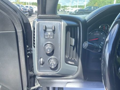 Used 2019 Chevrolet Silverado 1500 LT w/ All Star Edition AWD/4WD image 16
