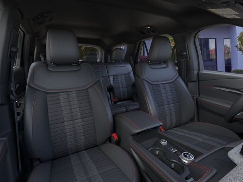 New 2025 Ford Explorer ST-Line w/ Premium Package RWD image 33