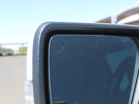 Used 2025 Ford F150 Lariat w/ Equipment Group 501A Mid image 13