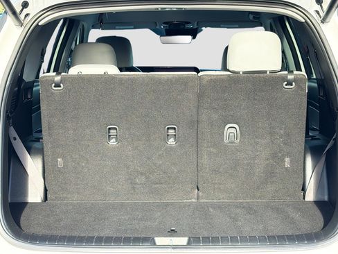Used 2023 Hyundai Palisade SEL image 11
