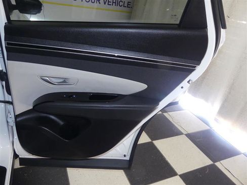 Used 2022 Hyundai Tucson Limited w/ Cargo Package FWD image 28