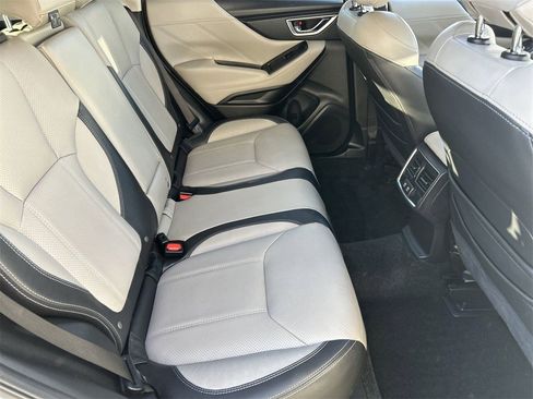 Used 2019 Subaru Forester Limited image 10