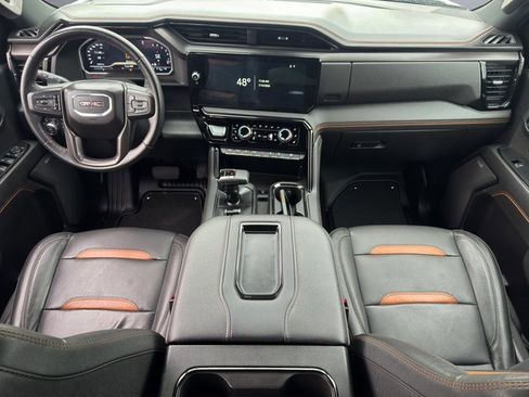 Used 2022 GMC Sierra 1500 AT4 w/ AT4 Premium Package image 18