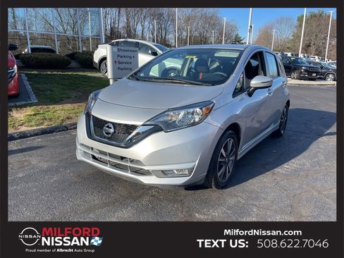 Used 2018 Nissan Versa Note SR image 1