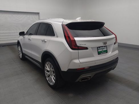 Used 2021 Cadillac XT4 Premium Luxury w/ Cold Weather Package FWD image 5