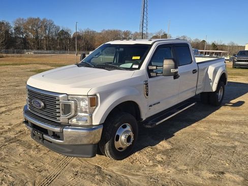 Used 2020 Ford F350 XL w/ STX Appearance Package image 2