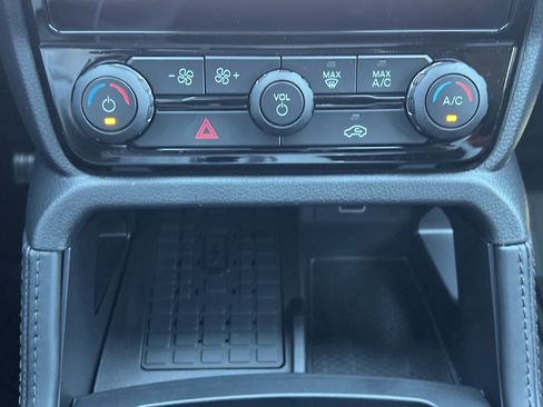 New 2025 Ford Ranger Raptor image 8