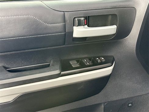 Used 2019 Toyota Tundra Limited image 25
