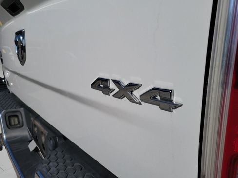 Used 2018 RAM 2500 Laramie AWD/4WD image 30