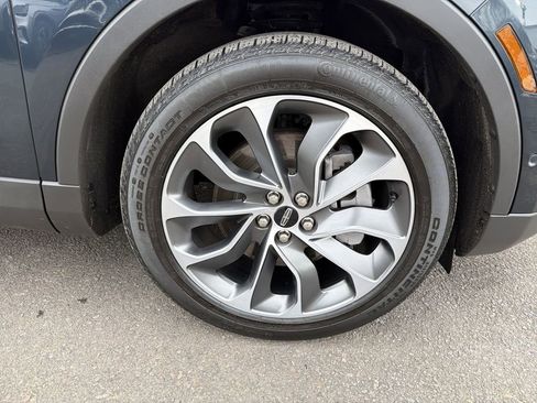 Certified 2022 Lincoln Nautilus Reserve w/ Equipment Group 201A image 33