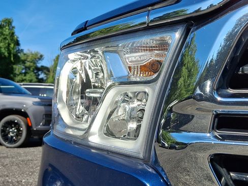 Used 2021 RAM 1500 Big Horn AWD/4WD image 8