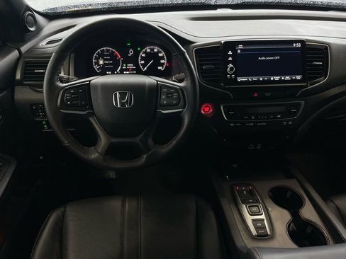 Certified 2025 Honda Ridgeline TrailSport+ image 3