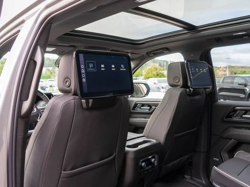 New 2026 GMC Yukon XL Elevation w/ Elevation Premium Package AWD/4WD image 15