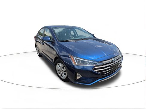 Used 2020 Hyundai Elantra SE FWD image 1