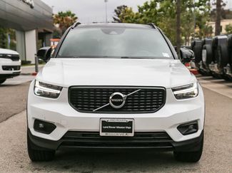 Used 2019 Volvo XC40 T4 R-Design FWD video 2