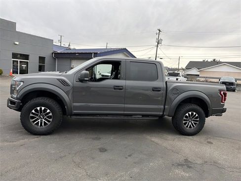 Used 2020 Ford F150 Raptor image 9