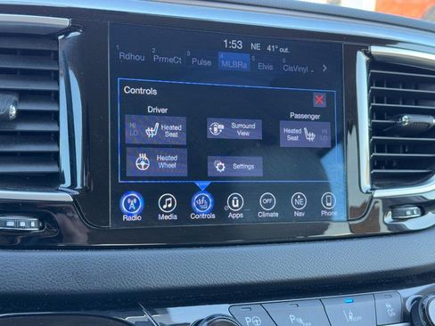 Used 2017 Chrysler Pacifica Touring-L Plus w/ Advanced Safetytec Group image 22