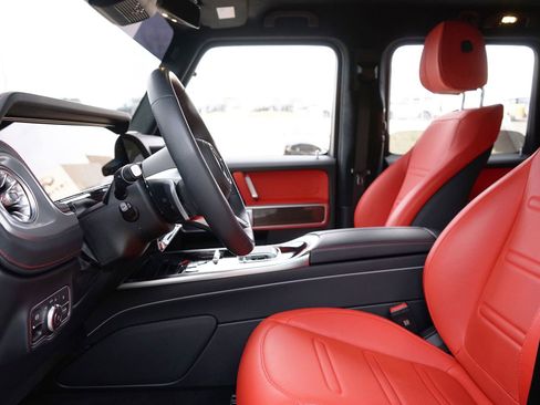 Used 2025 Mercedes-Benz G 550 image 16
