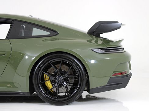 Used 2022 Porsche 911 GT3 RWD image 5