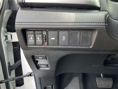 Certified 2025 Honda Odyssey EX-L image 19
