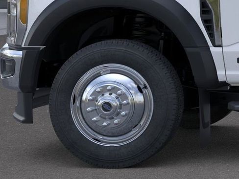New 2025 Ford F450 XL w/ XL Chrome Package image 22
