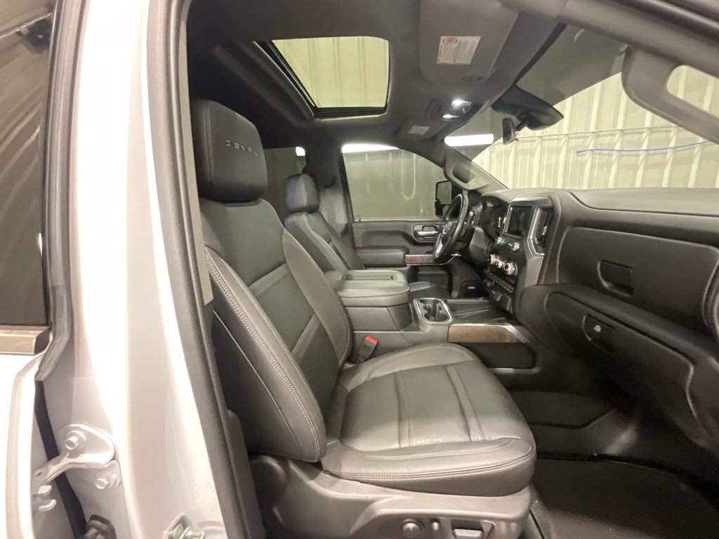 Used 2022 GMC Sierra 2500 Denali w/ Denali Ultimate Package AWD/4WD image 17