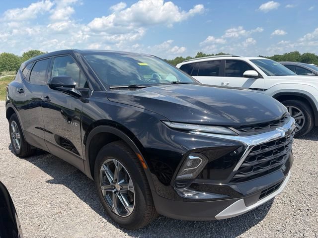 Used 2024 Chevrolet Blazer LT w/ LPO, Floor Liner Package FWD image 1