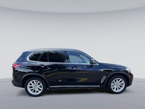 Used 2023 BMW X5 xDrive40i w/ Parking Assistance Package image 10