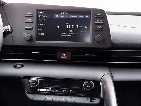 Used 2026 Hyundai Elantra Sport FWD image 19