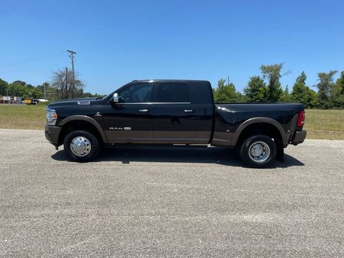 Used 2019 RAM 3500 Limited AWD/4WD image 2