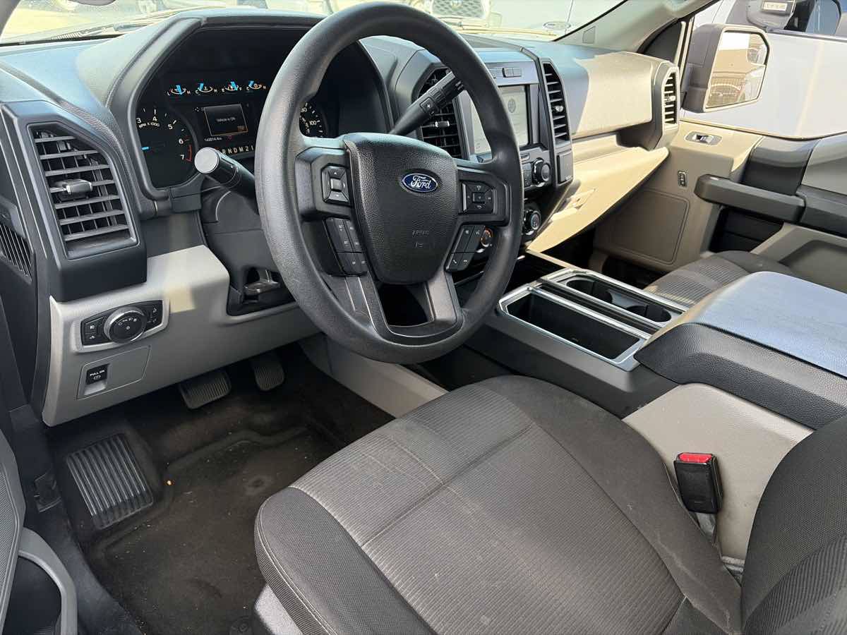 Used 2017 Ford F150 XL w/ Equipment Group 101A Mid RWD image 3