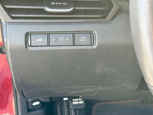 Used 2023 Nissan Altima 2.5 SR w/ SR Premium Package image 10