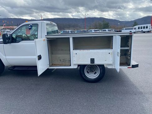 Used 2015 Ford F350 XL image 20