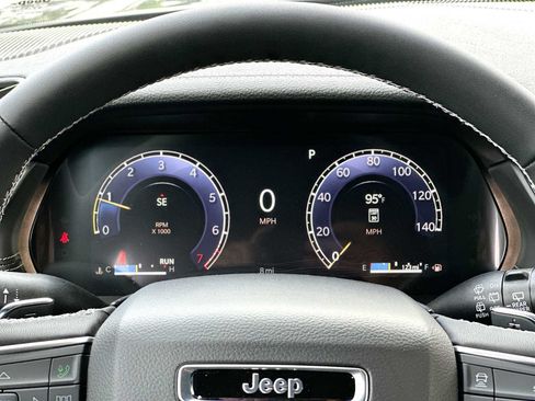 New 2026 Jeep Grand Cherokee Altitude RWD image 19