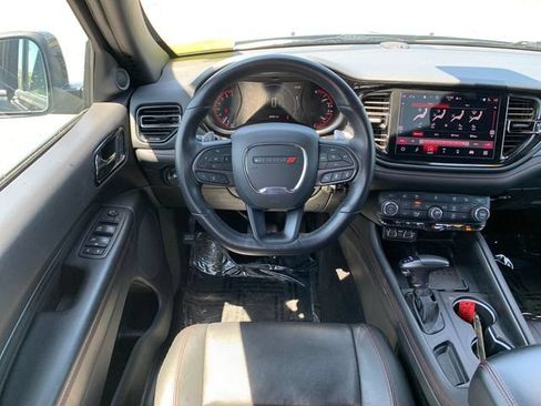 Used 2025 Dodge Durango GT AWD/4WD image 16