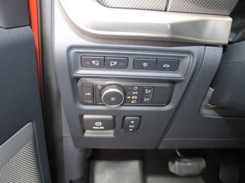 Used 2022 Ford F150 Raptor w/ Equipment Group 801A High AWD/4WD image 26
