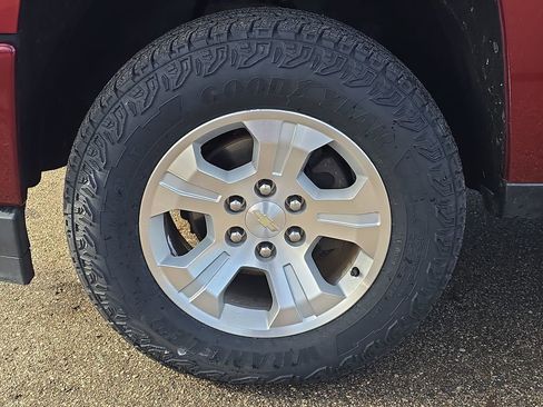 Certified 2017 Chevrolet Silverado 1500 LT w/ All Star Edition image 38