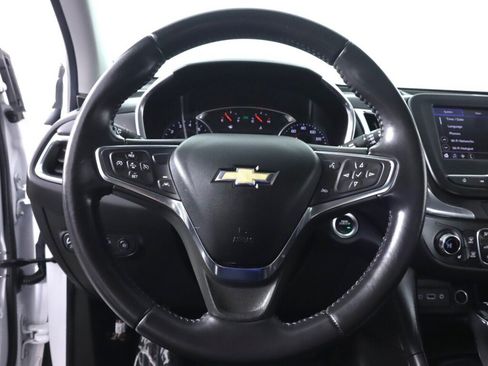 Used 2021 Chevrolet Equinox LT FWD image 11