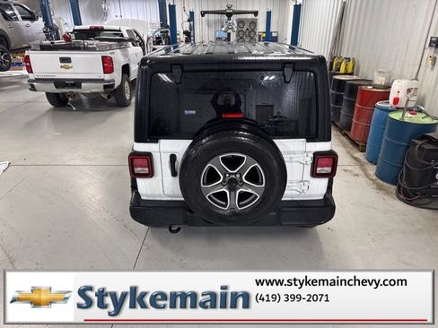 Used 2021 Jeep Wrangler Unlimited Sport w/ Technology Group image 8