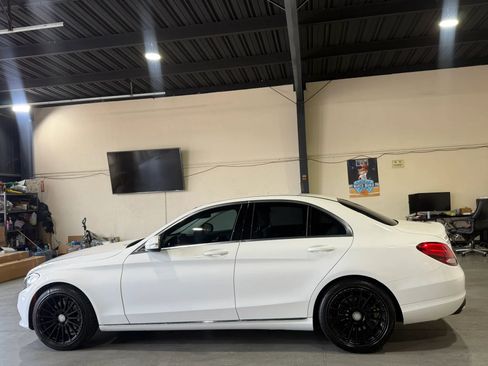 Used 2015 Mercedes-Benz C 300 Sedan image 5