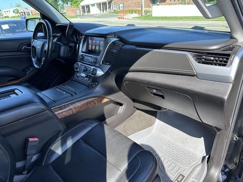Used 2016 Chevrolet Suburban LTZ AWD/4WD image 10