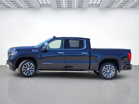Used 2025 GMC Sierra 1500 Denali w/ Denali Reserve Package AWD/4WD image 14