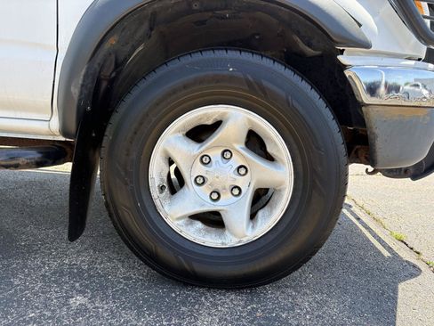 Used 2002 Toyota Tacoma 4x4 Double Cab image 21