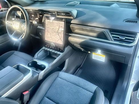 New 2026 GMC Terrain Elevation AWD/4WD image 30