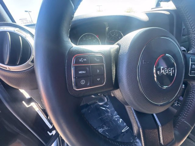 Used 2016 Jeep Wrangler Unlimited Sahara w/ Connectivity Group AWD/4WD image 26