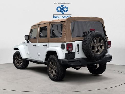 Used 2018 Jeep Wrangler Unlimited Sport image 5