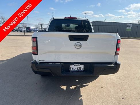 Used 2023 Nissan Frontier S w/ Technology Package RWD image 4