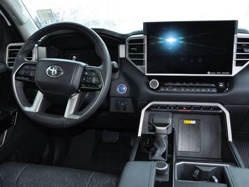Used 2024 Toyota Tundra Limited image 19